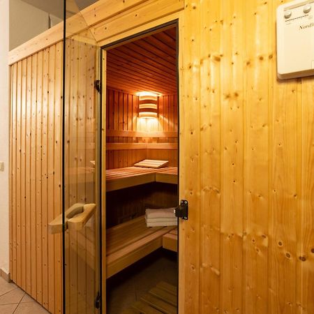 Haus Strandburg - Hinter Duene Und Meer Binz Kültér fotó