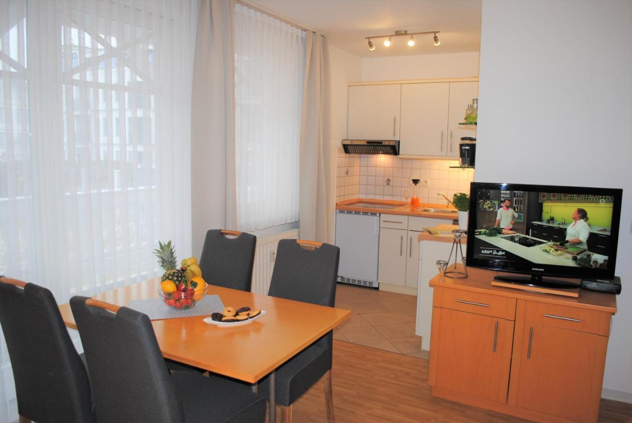 Haus Strandburg - Hinter Duene Und Meer Binz Kültér fotó