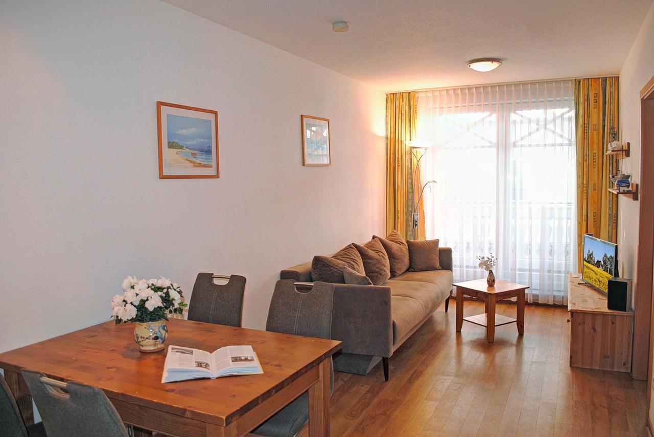 Haus Strandburg - Hinter Duene Und Meer Binz Kültér fotó
